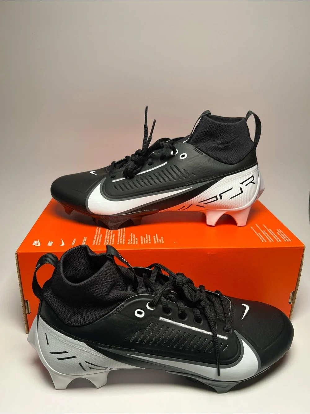 Nike Vapor Edge Pro 360 2 Football Cleats Black White DA5456-001 Men’s Size 9.5